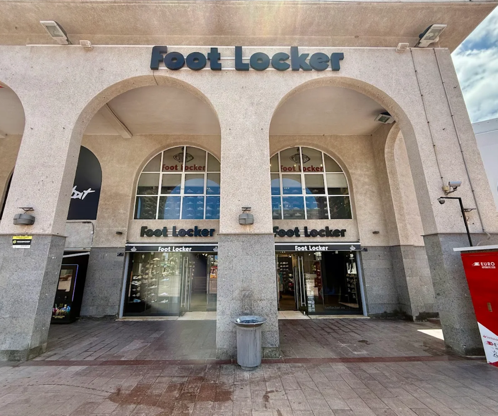 galeria Generación de tour virtual en Foot Locker Las Américas